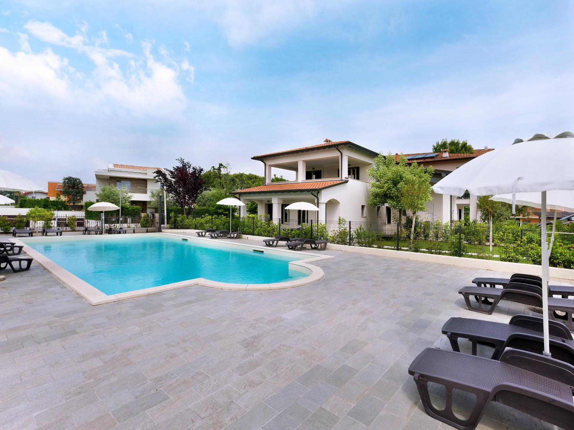 Residence Fiore Rosso Sirmione Exterior photo